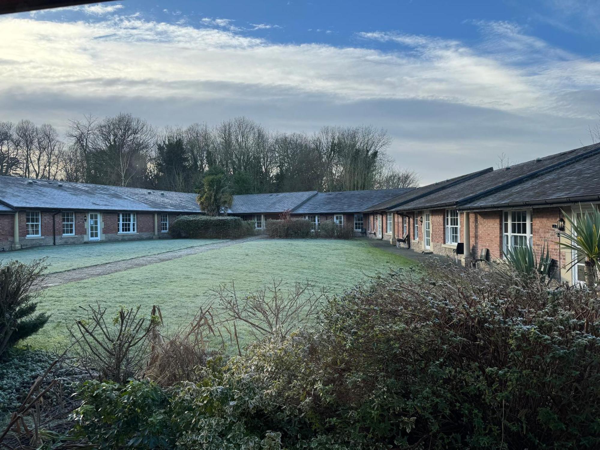 Netley Hall Dorrington ภายนอก รูปภาพ