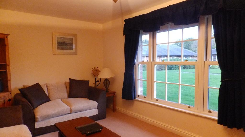 Netley Hall Dorrington ภายนอก รูปภาพ